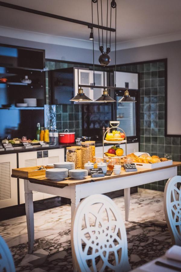 Henri Hotel Wien Siebterbezirk Екстер'єр фото