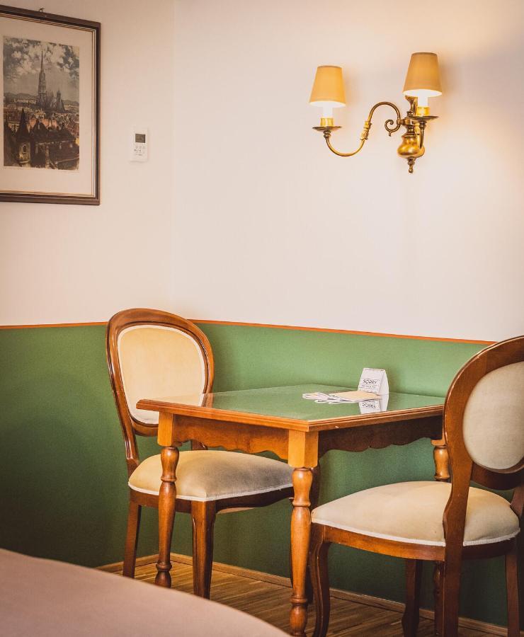 Henri Hotel Wien Siebterbezirk Екстер'єр фото
