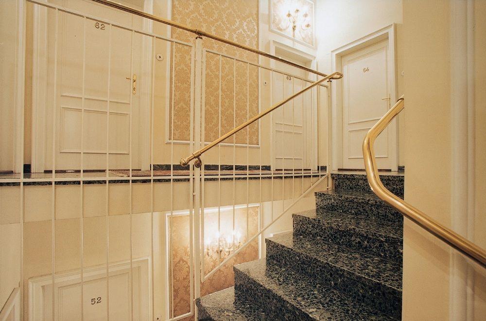 Henri Hotel Wien Siebterbezirk Екстер'єр фото