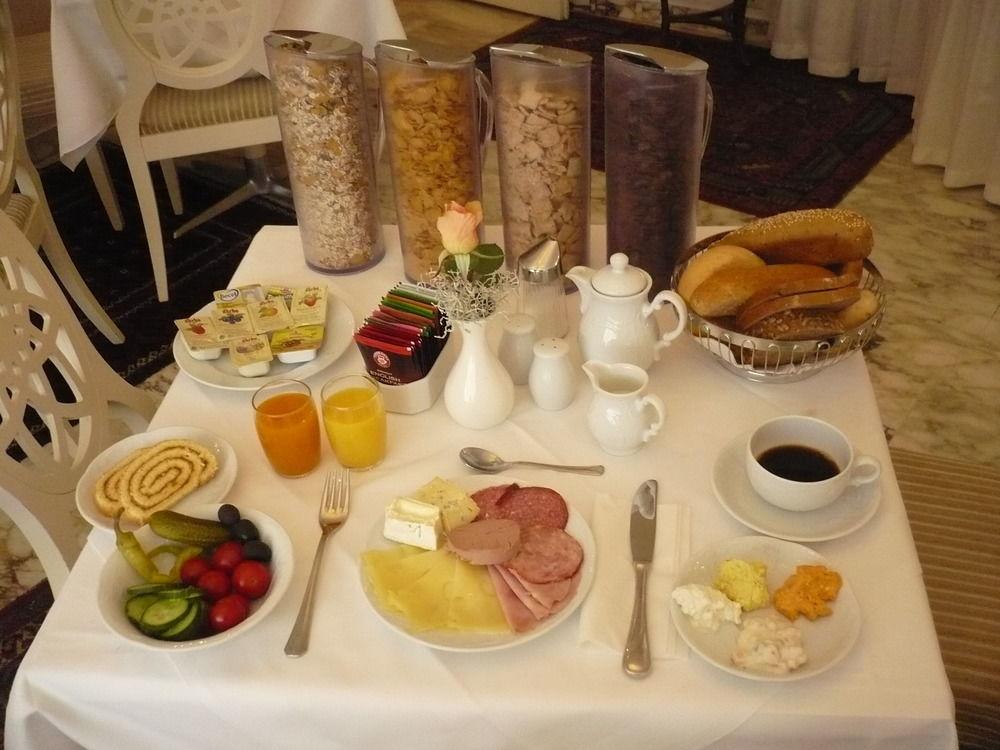 Henri Hotel Wien Siebterbezirk Екстер'єр фото
