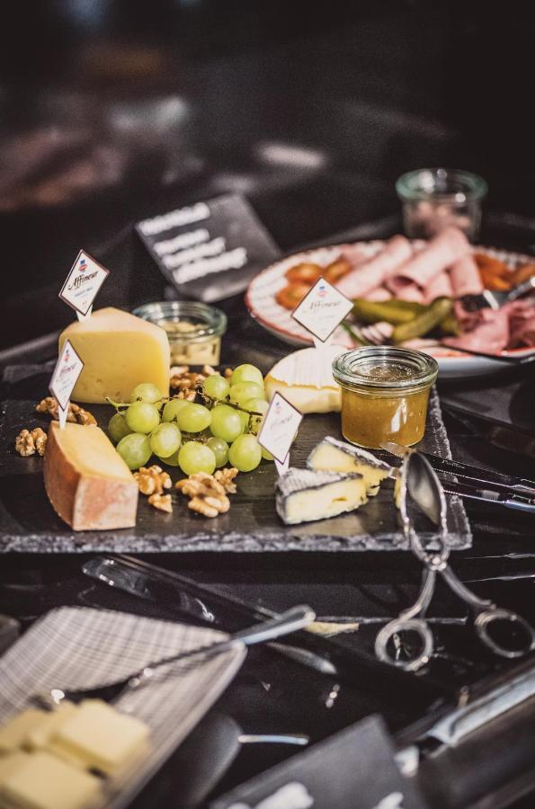Henri Hotel Wien Siebterbezirk Екстер'єр фото