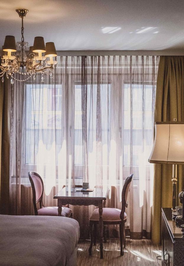 Henri Hotel Wien Siebterbezirk Екстер'єр фото