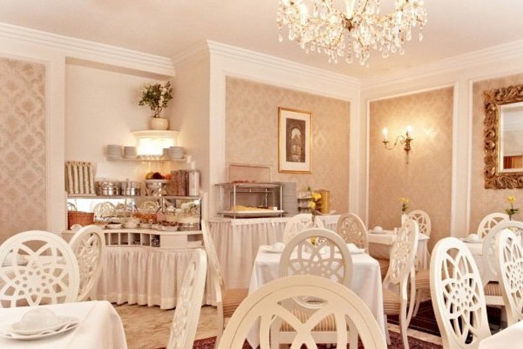Henri Hotel Wien Siebterbezirk Екстер'єр фото